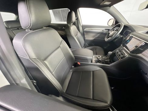 Used 2023 Volkswagen Atlas Cross Sport SE image 26