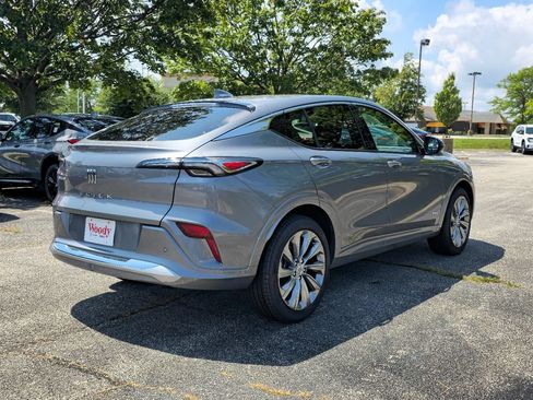 New 2026 Buick Envista Avenir FWD image 8