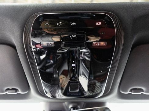Used 2024 Mercedes-Benz GLC 43 AMG 4MATIC image 26