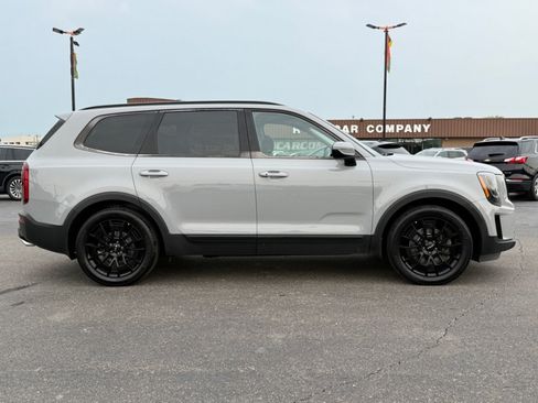 Used 2022 Kia Telluride SX AWD/4WD image 9