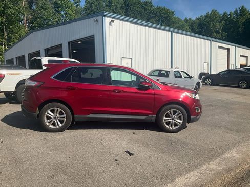 Used 2015 Ford Edge SEL w/ Equipment Group 201A FWD image 4