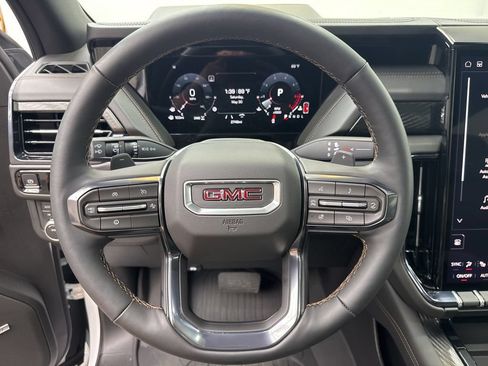Used 2026 GMC Yukon XL AT4 w/ AT4 Premium Package AWD/4WD image 18