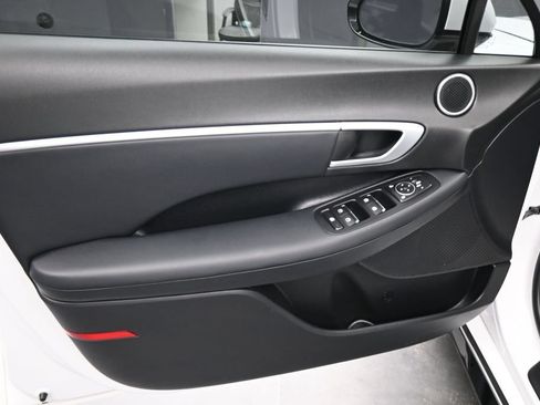Used 2025 Hyundai Sonata SEL FWD image 21