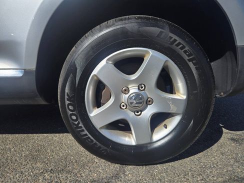Used 2005 Volkswagen Touareg V6 AWD/4WD image 15
