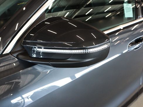 Certified 2025 Audi Q5 Premium w/ Convenience Package image 29