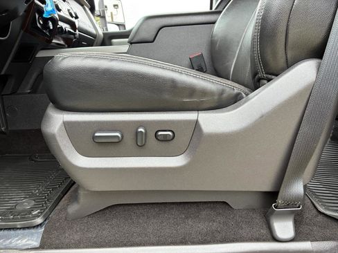 Used 2016 Ford F350 Lariat w/ Lariat Interior Package AWD/4WD image 15