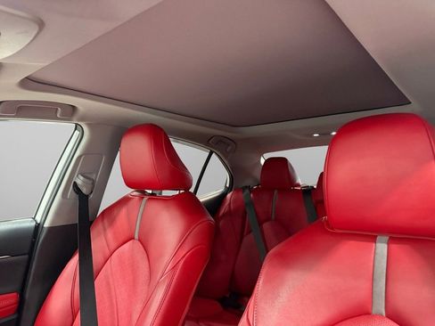Used 2020 Toyota Camry XSE image 39