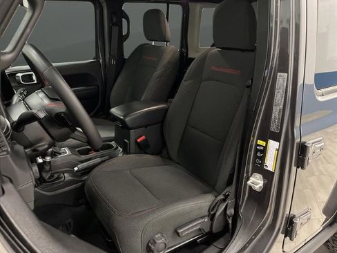 Used 2024 Jeep Wrangler Unlimited Rubicon image 4