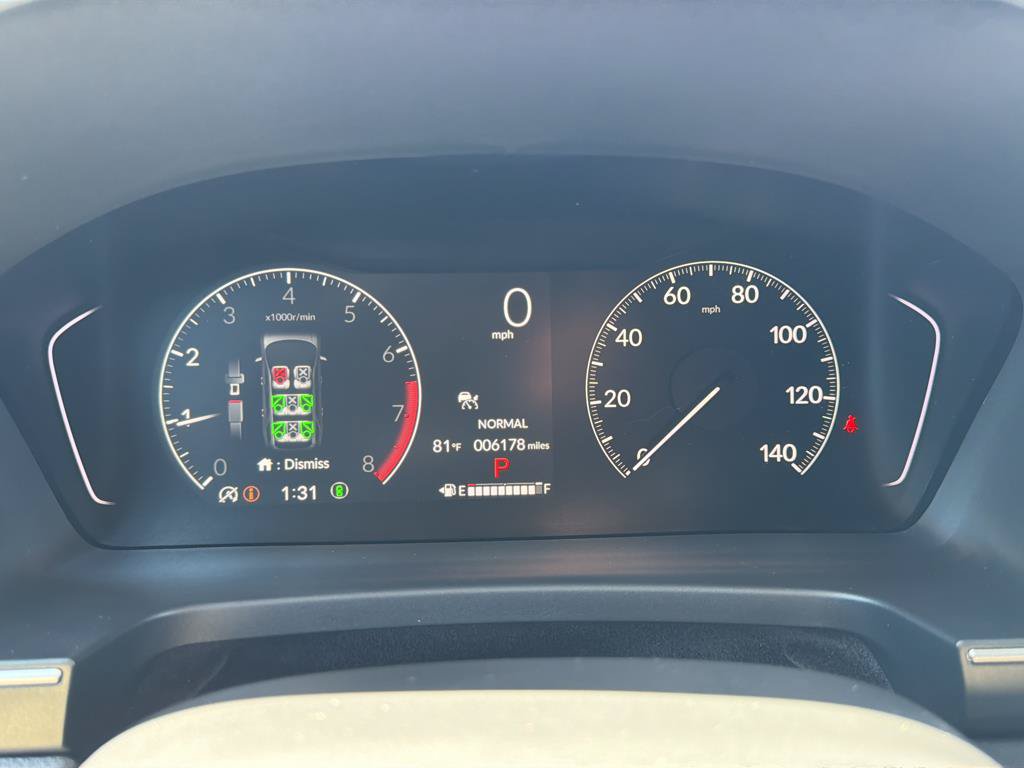 Used 2025 Honda Pilot Touring image 9