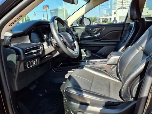 Certified 2023 Lincoln Corsair Reserve AWD/4WD image 4