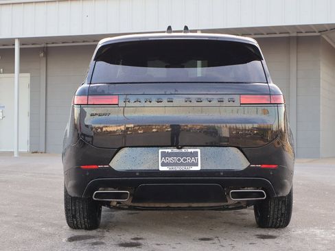 Used 2024 Land Rover Range Rover Sport Dynamic SE image 6