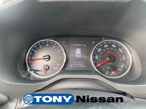 Used 2019 Toyota RAV4 XLE FWD image 33