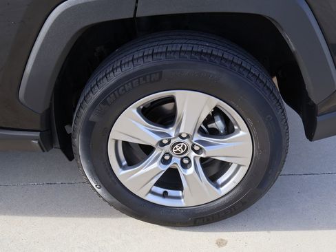 Used 2024 Toyota RAV4 XLE image 10