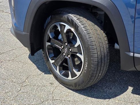 New 2026 Chevrolet Equinox LT FWD image 22