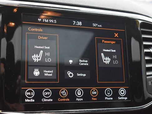 Used 2022 Jeep Grand Cherokee Laredo X AWD/4WD image 37