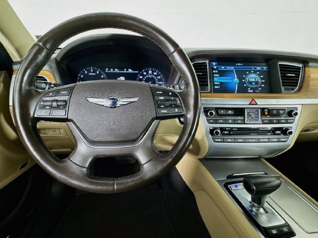 Used 2019 Genesis G80 3.8 w/ Ultimate Package 03 RWD image 10
