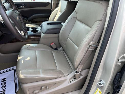 Used 2015 Chevrolet Tahoe LT w/ Luxury Package AWD/4WD image 18