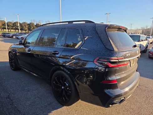 Used 2024 BMW X7 xDrive40i w/ M Sport Package image 7