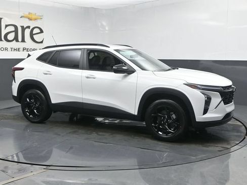 New 2026 Chevrolet Trax LT w/ Driver Confidence Package FWD image 6