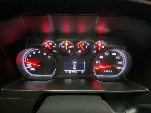 Used 2020 Chevrolet Silverado 1500 Custom w/ Custom Value Package image 21