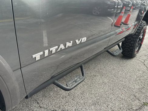 Used 2019 Nissan Titan PRO-4X AWD/4WD image 36