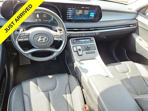 Used 2025 Hyundai Palisade SEL FWD image 11