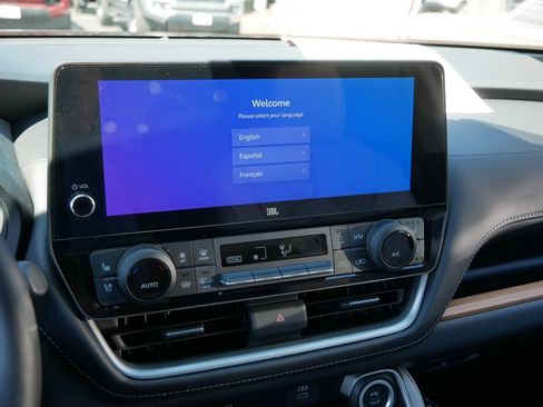 Certified 2025 Toyota Grand Highlander AWD image 25