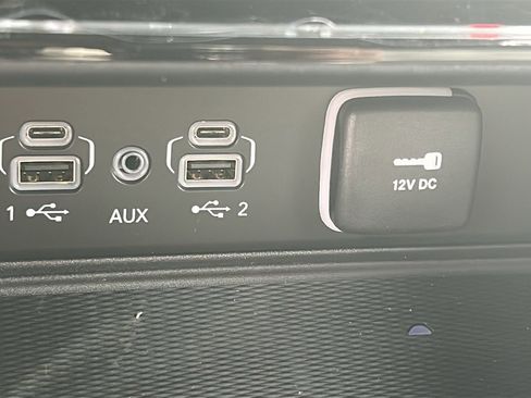 New 2025 Jeep Grand Cherokee L Altitude image 26