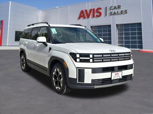 Used 2025 Hyundai Santa Fe SEL image 3