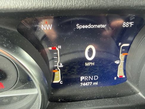 Used 2021 Jeep Gladiator Overland AWD/4WD image 11