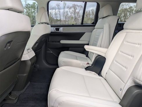 New 2025 Hyundai Santa Fe Calligraphy image 14