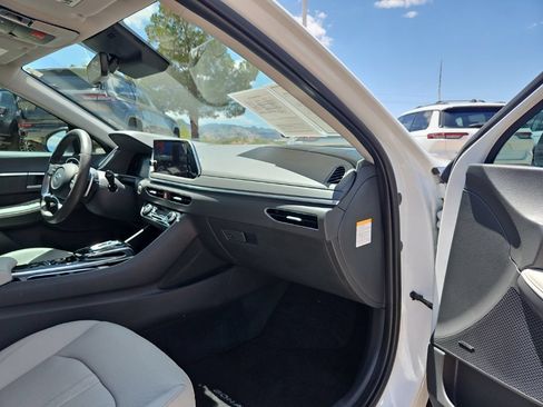 Used 2022 Hyundai Sonata Limited FWD image 23
