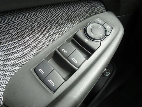 New 2026 Chevrolet TrailBlazer LT w/ Convenience Package FWD image 12