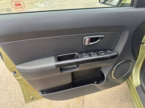 Used 2011 Kia Soul + w/ Audio Pkg FWD image 20