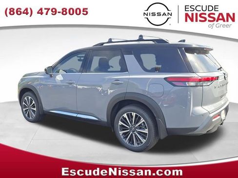 New 2026 Nissan Pathfinder Platinum AWD/4WD image 5