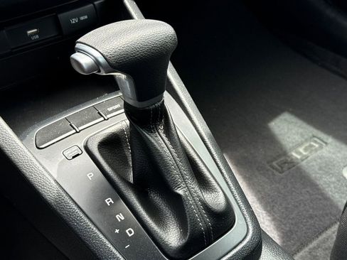 Used 2021 Kia Rio S FWD image 23