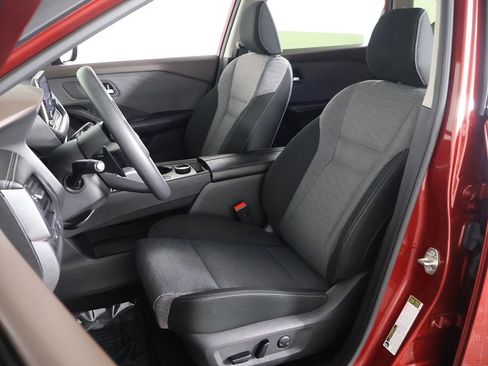 Used 2023 Nissan Rogue SV AWD/4WD image 24