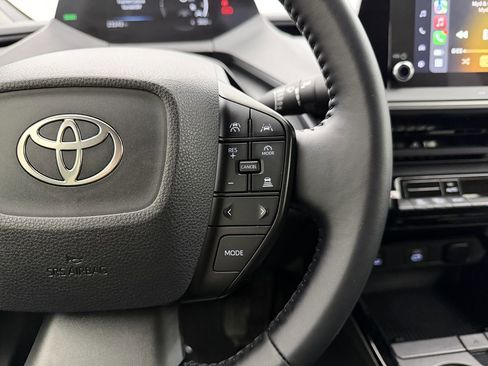 Used 2025 Toyota Prius LE image 14
