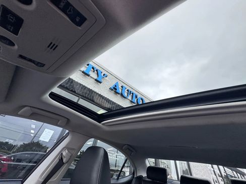 Used 2015 Lexus ES 350 image 36