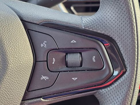 Used 2025 Chevrolet TrailBlazer LT w/ Driver Confidence Package image 22