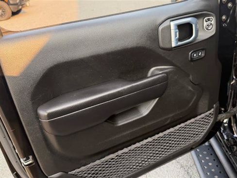 Used 2021 Jeep Wrangler Unlimited Sport AWD/4WD image 7