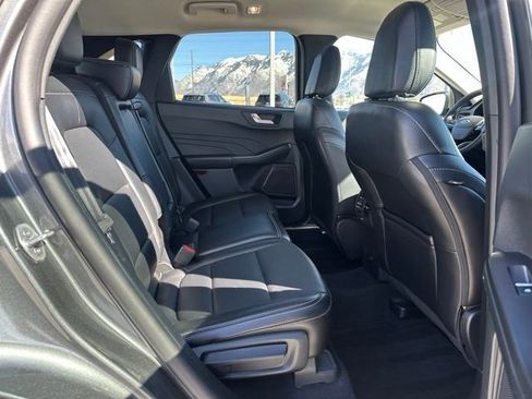 Used 2025 Ford Escape Platinum AWD/4WD image 14