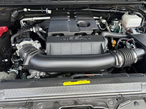 Used 2026 Nissan Frontier PRO-4X AWD/4WD image 33