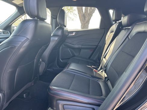 Used 2025 Ford Escape ST-Line AWD/4WD image 10