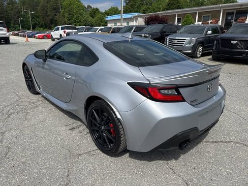 Used 2025 Toyota GR86 Premium w/ Performance Package RWD image 3