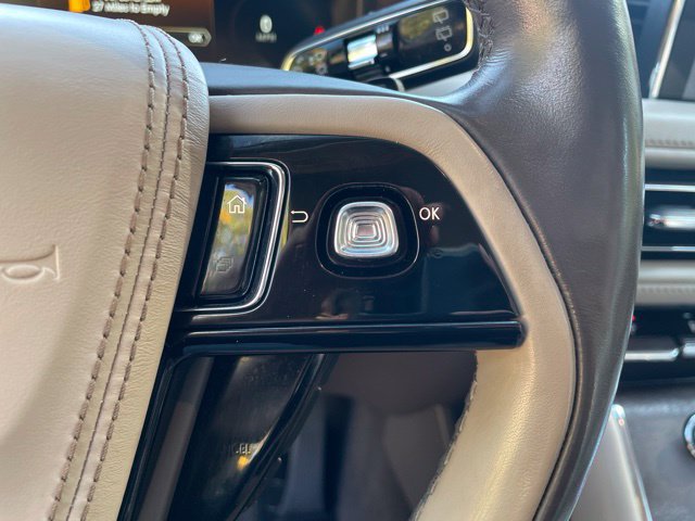 Used 2020 Lincoln Aviator Reserve w/ Elements Package Plus AWD/4WD image 65