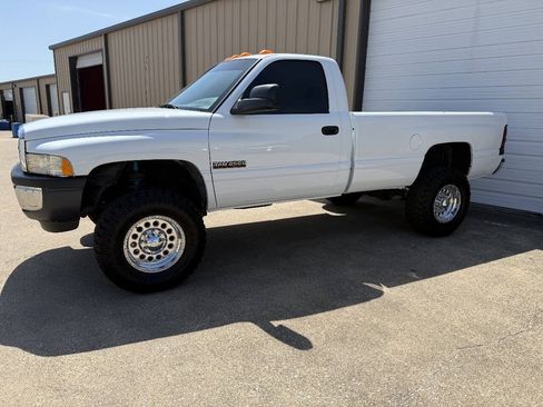Used 2001 Dodge Ram 2500 Truck 4x4 Regular Cab image 5