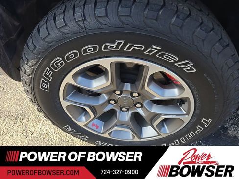 Used 2022 Jeep Cherokee Trailhawk w/ Trailer Tow Group image 12