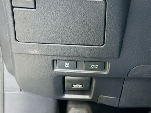 Used 2025 Lexus ES 350 image 17