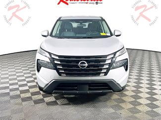 Used 2024 Nissan Rogue SV video 2